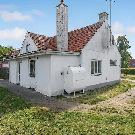 2 Bedroom Stunning In Skarup Fyn Vakantiehuis