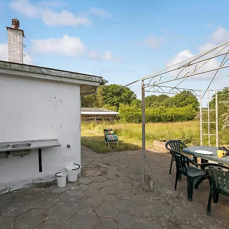 Vakantiehuis 2 Bedroom Stunning In Skarup Fyn Abyskov